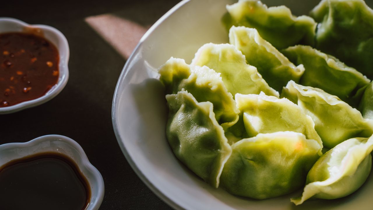 Vegetarian Pan Fried Dumplings(12 pcs)