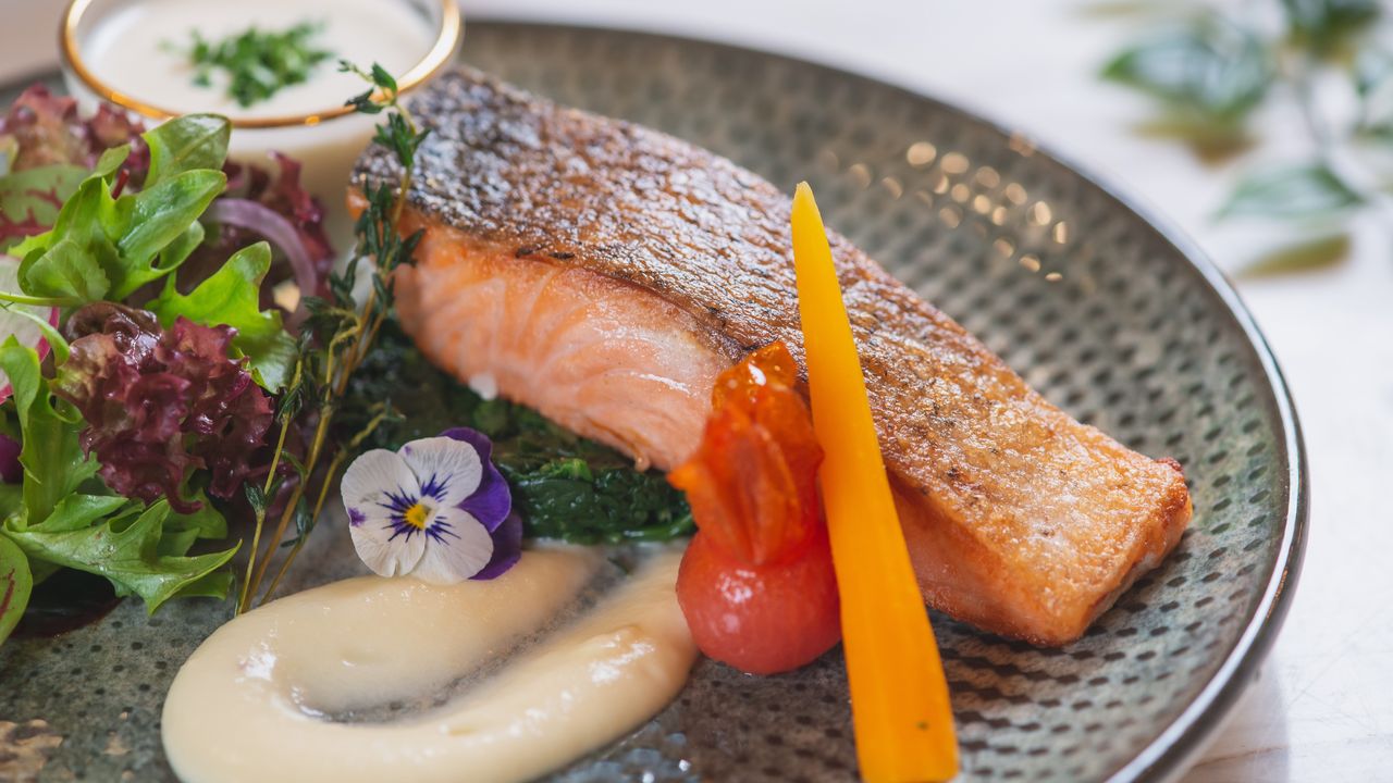 Grilled Lemon Butter Salmon