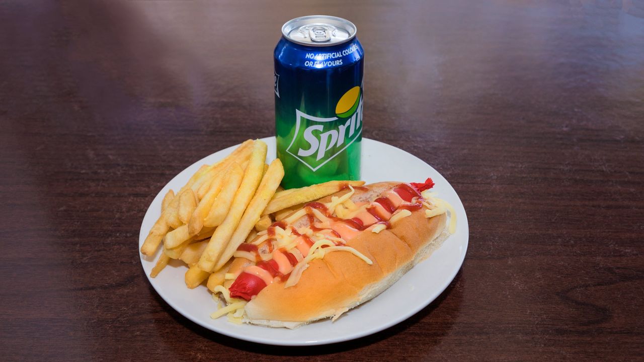 Hot dog Deal chips+can 375ml