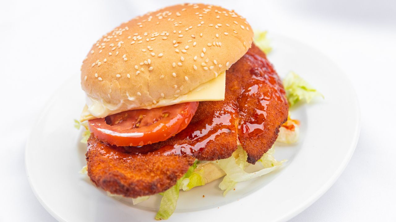 Sweet Chilli Schnitzel Burger