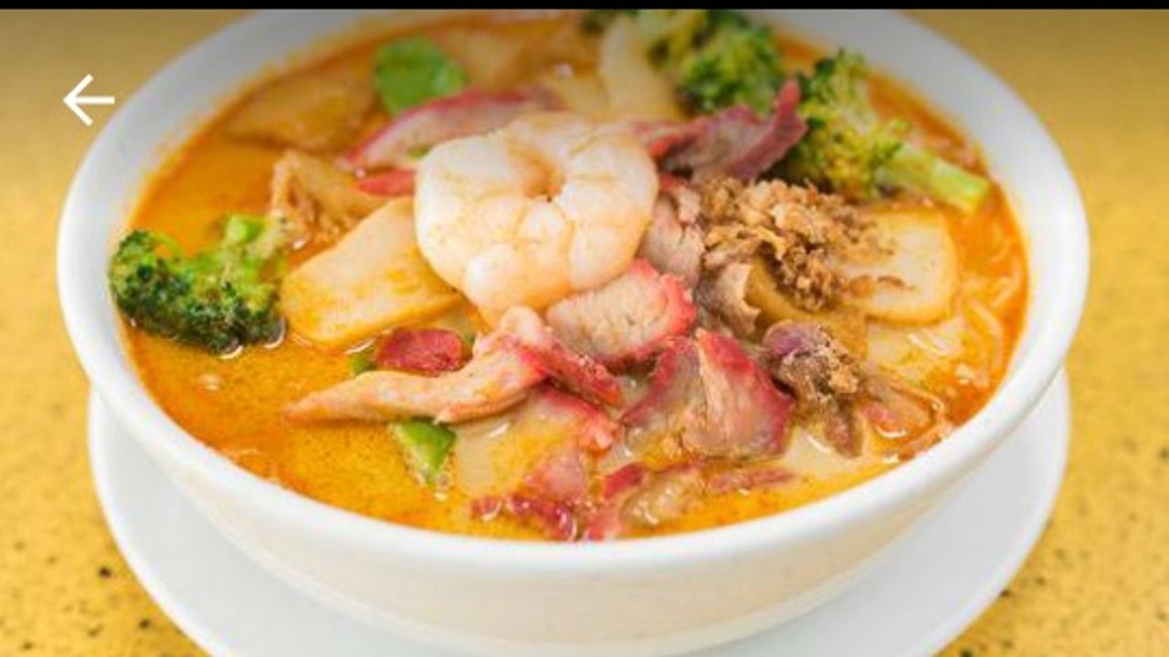 4. Curry Laksa