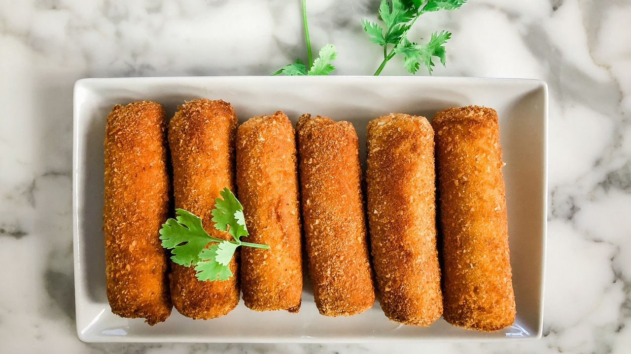 Sri Lankan Style Pan Rolls