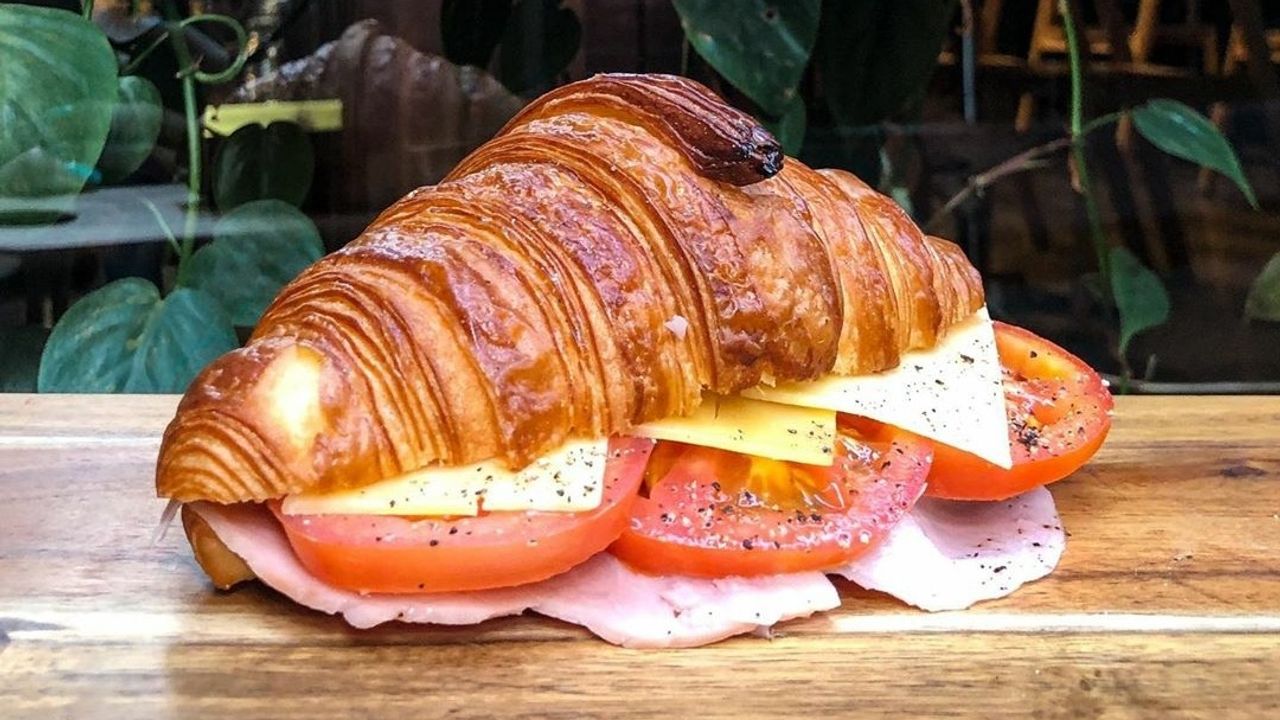 Ham, Cheese, tomato Croissant