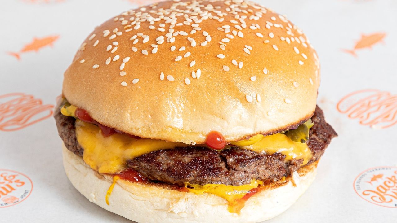 Classic American Cheeseburger (Single)