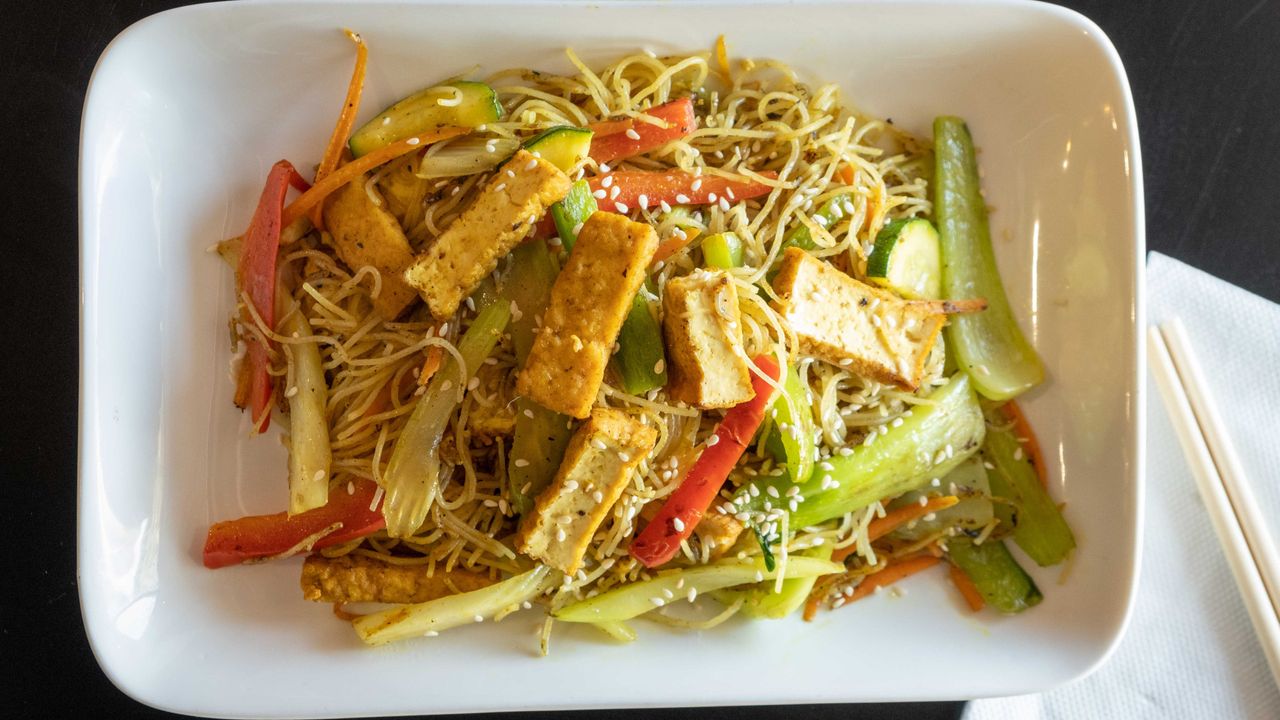 Vegetables & Tofu Fried Egg Noodles