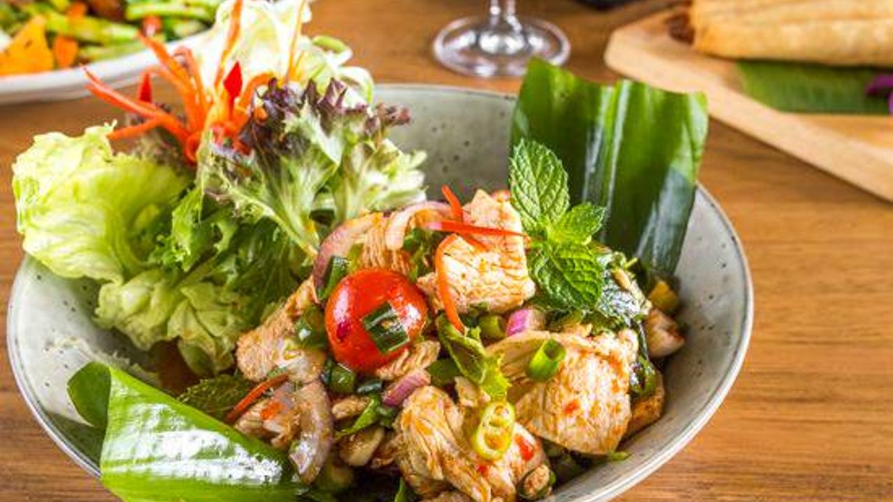 Larb Gai