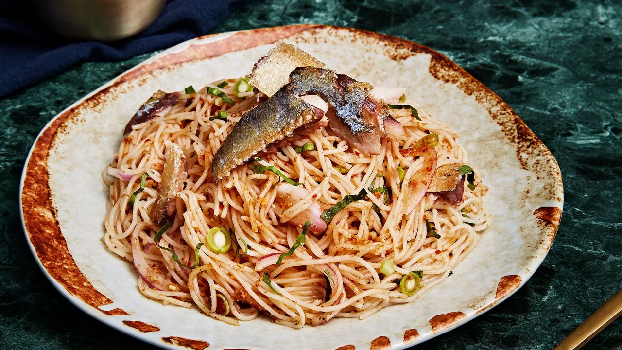 Yum Kanom Jeen Platu