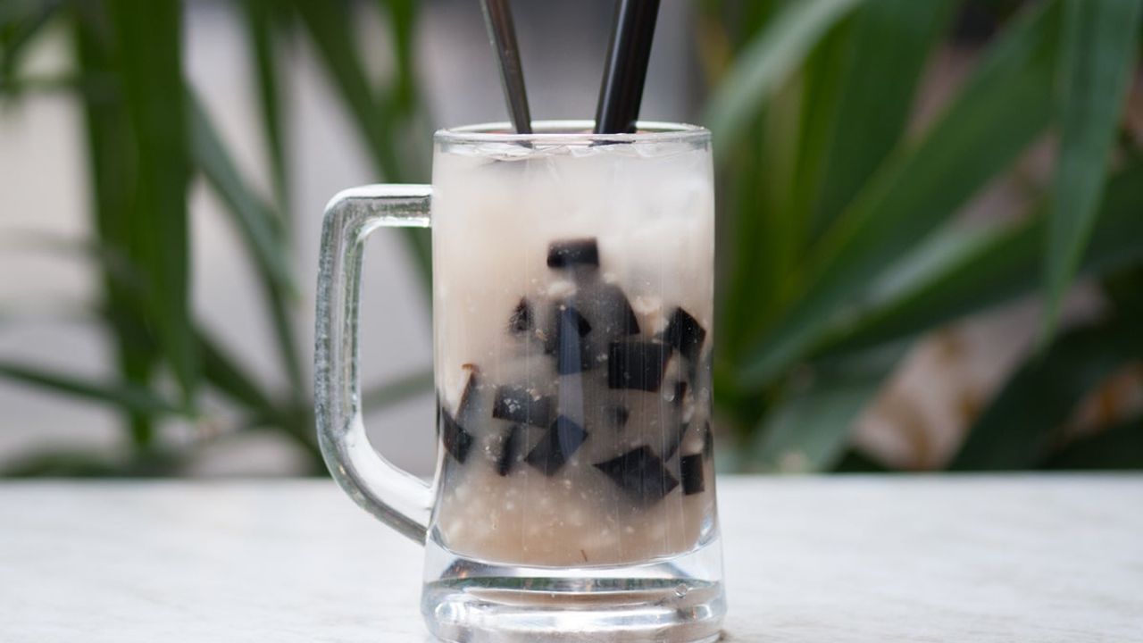 Barley Grass Jelly (Iced)