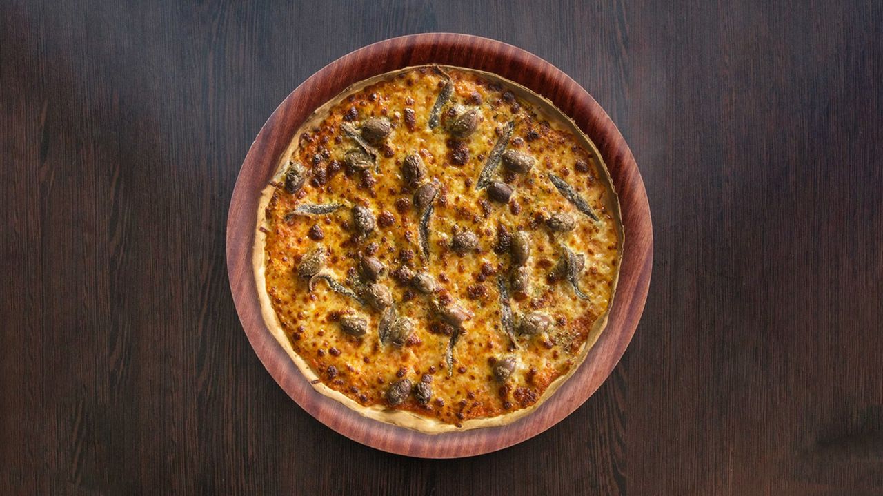 17. Napolitana - Small Pizza