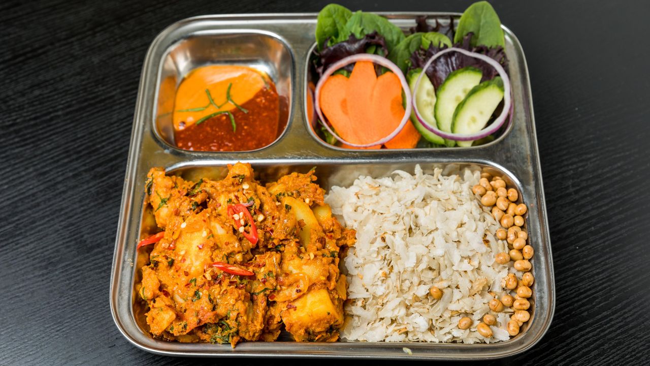 10. Aloo Dum Set