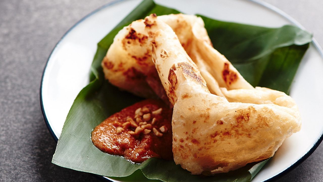 Roti Bread with Peanut Sauce (vegan)