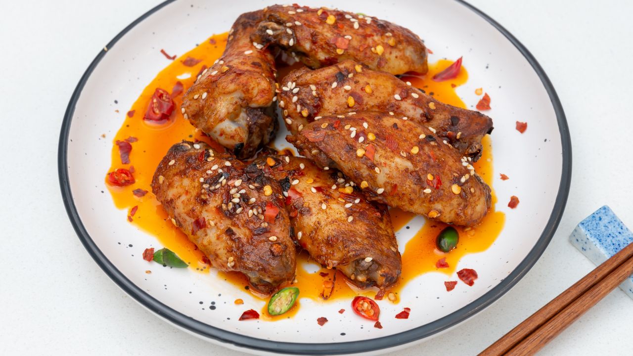Cantoven's Glazed Wings