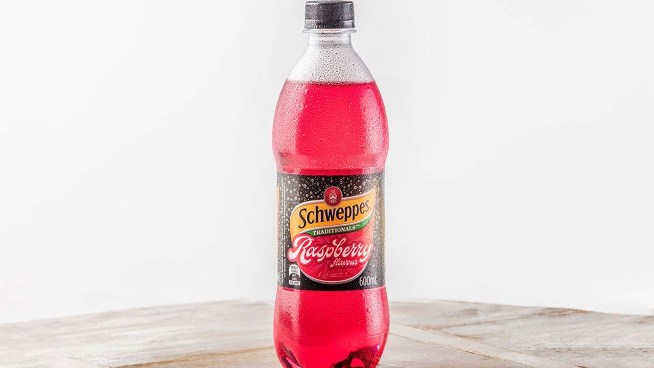 Schweppes Traditional Raspberry 600ml