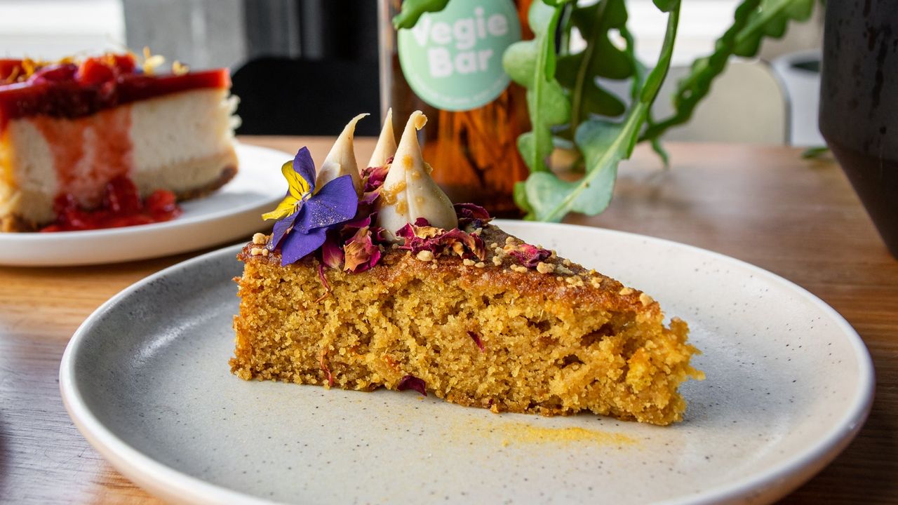 Orange Semolina Cake (V)