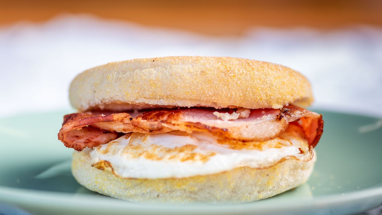 Egg Bacon Muffin