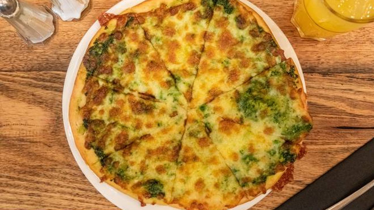 Pesto Pizza