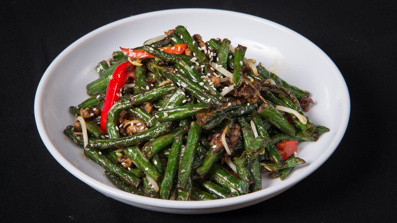 H229. Dry Stir-Fried French Bean with Pork Mince