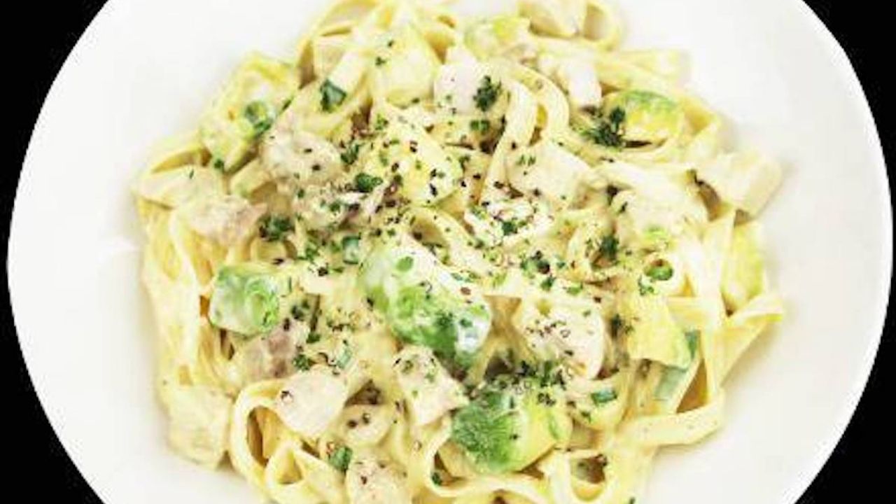 Main Fettuccine Pollo E Avocado (6412 kJ)