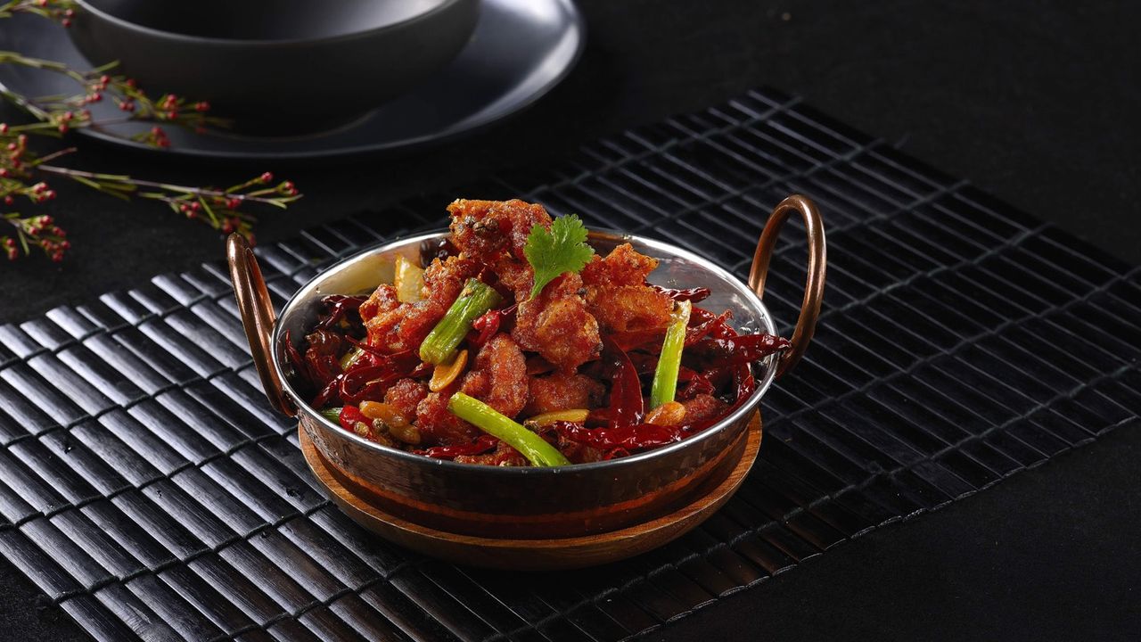 Sichuan Style Deep Fried Chilli Chicken