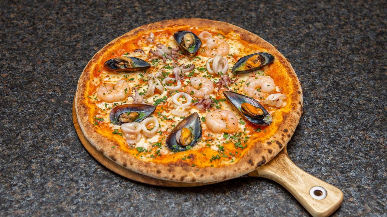 Frutti di Mare Pizza