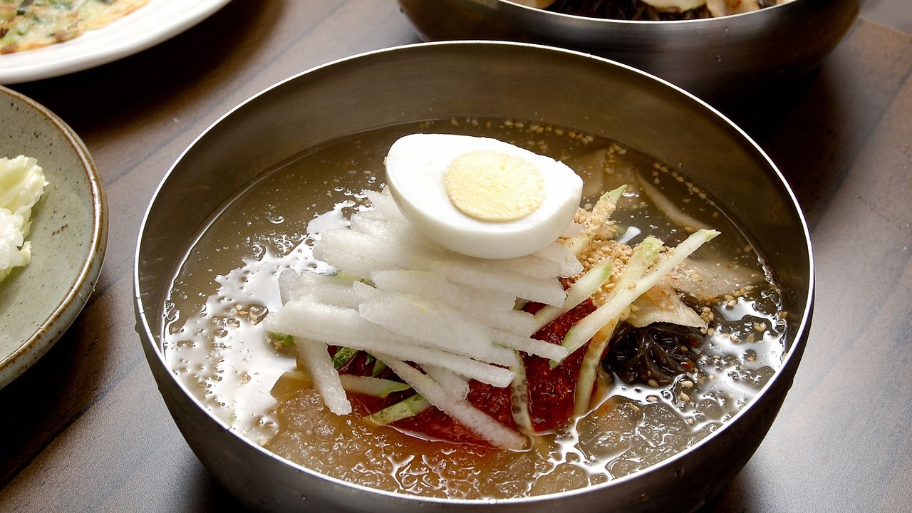 Mulbibim-Naengmyeon