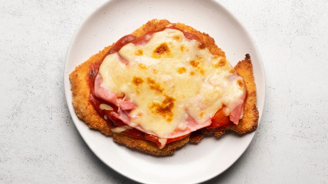 Cheese & Ham Parma  (2155 kJ)