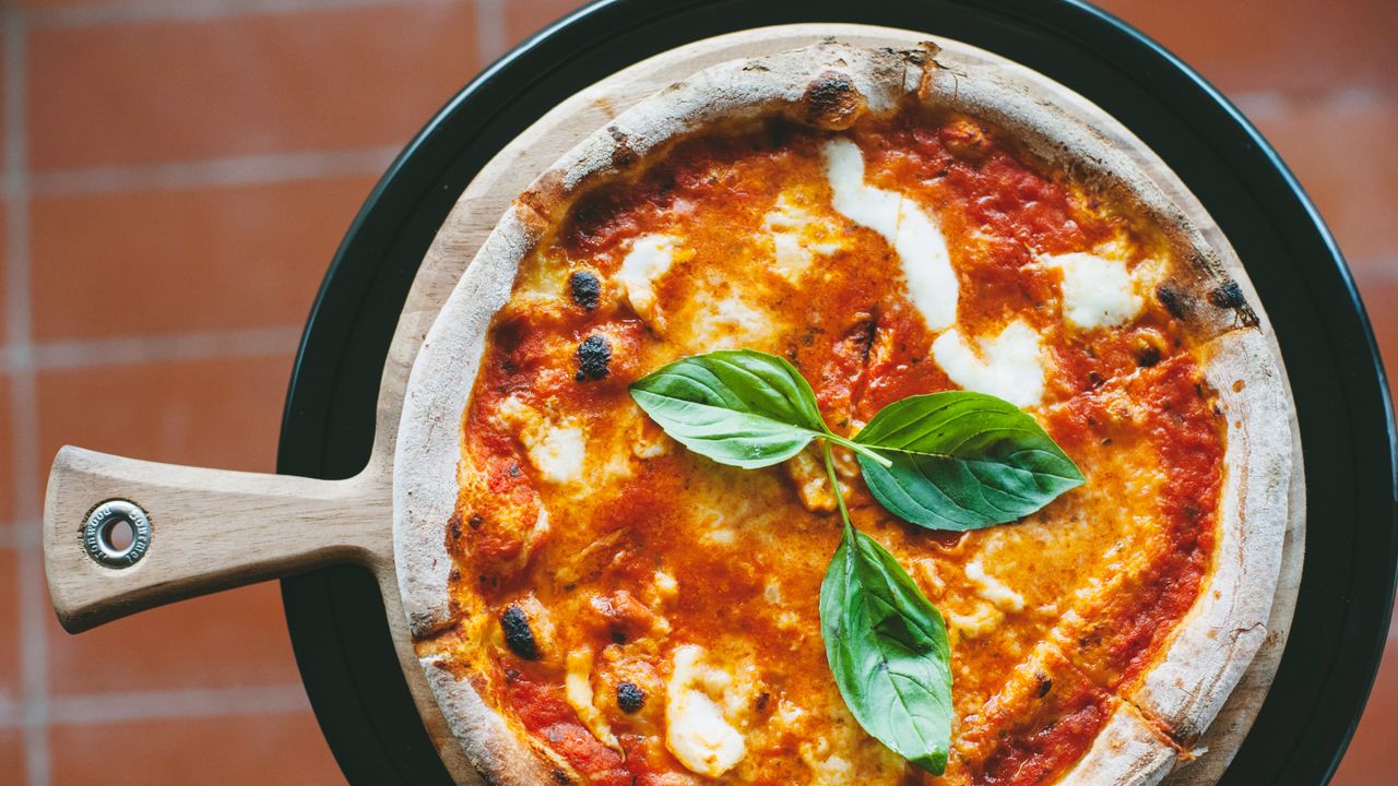 Buffalo Margherita Pizza