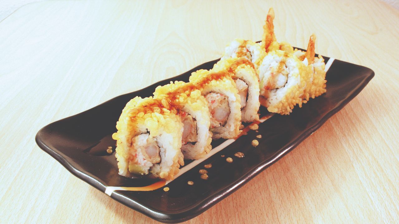 Crunchy Rolls (8pc)