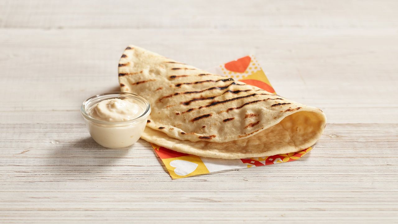 Pita and Garlic Dip