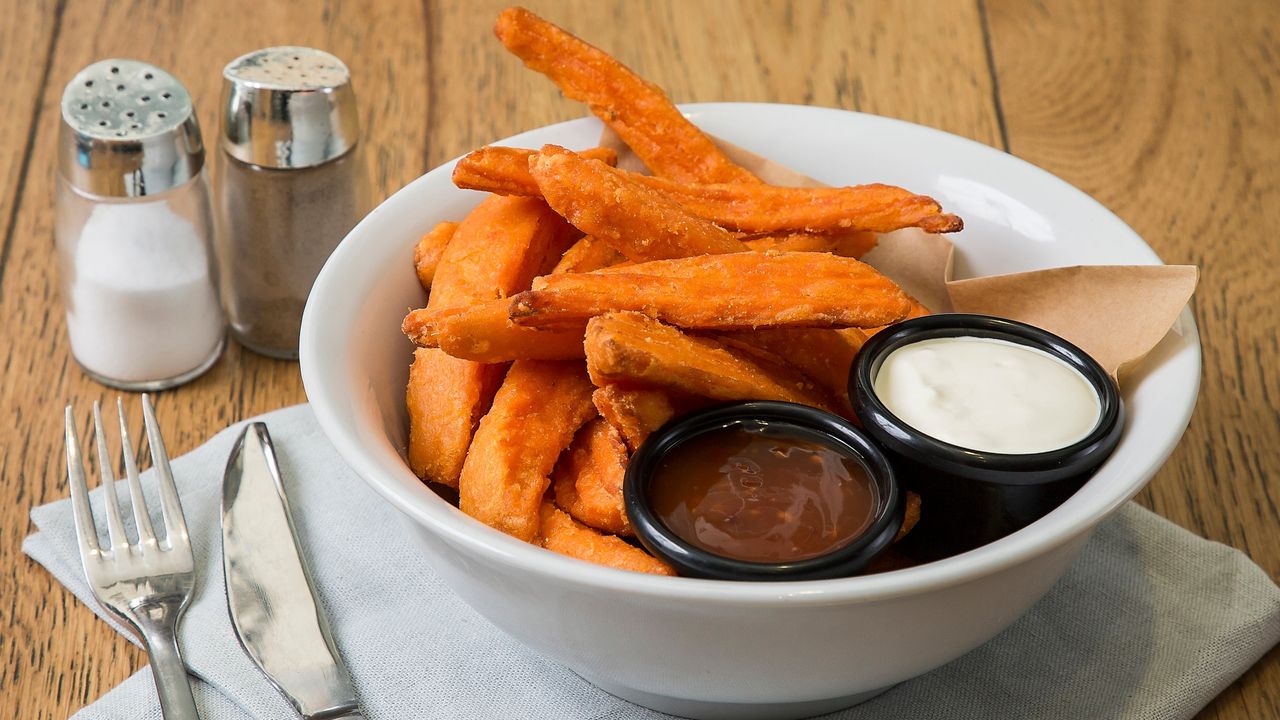 Sweet Potato Fries (V)