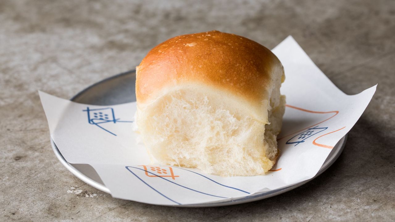 Milk Bun (V)