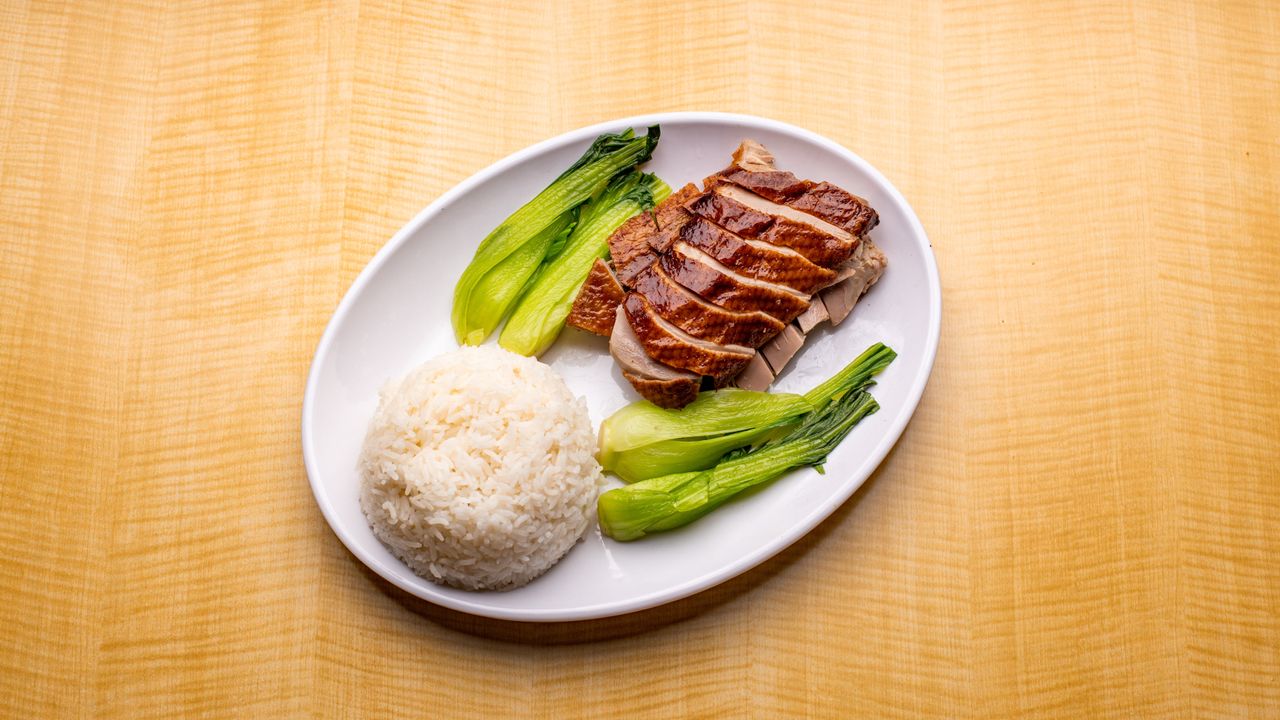BBQ Roast Duck with Rice 明爐燒鴨飯