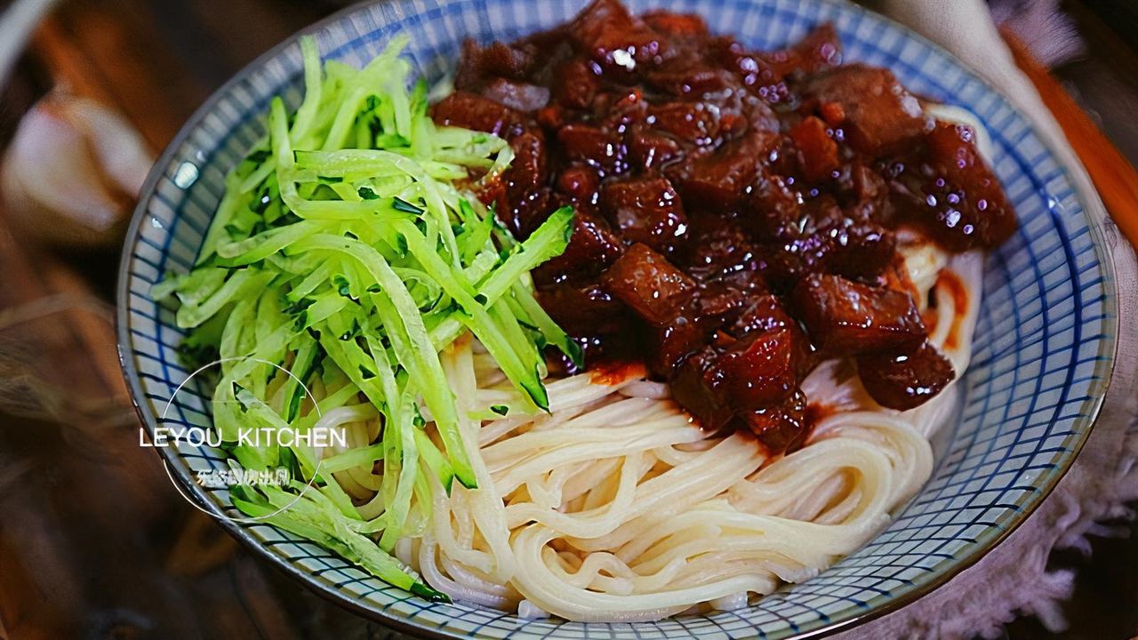 103. Beijing Combination Noodles / 炸酱面