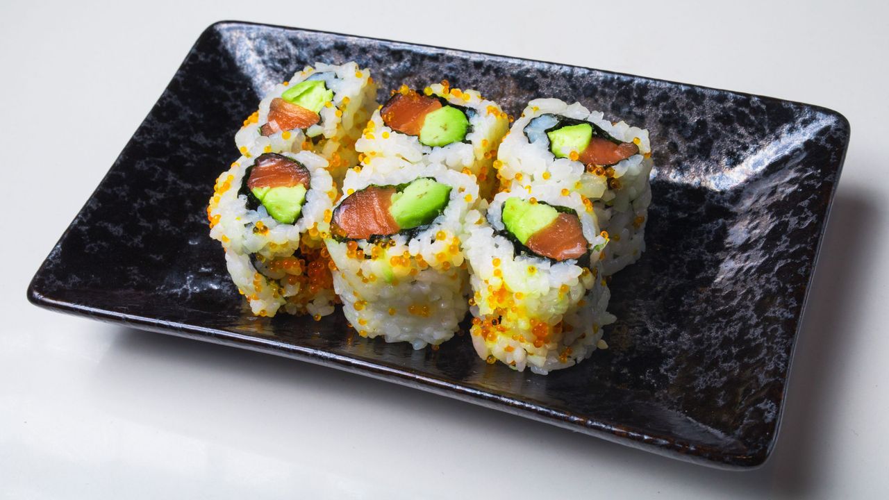 Salmon Avocado Roll