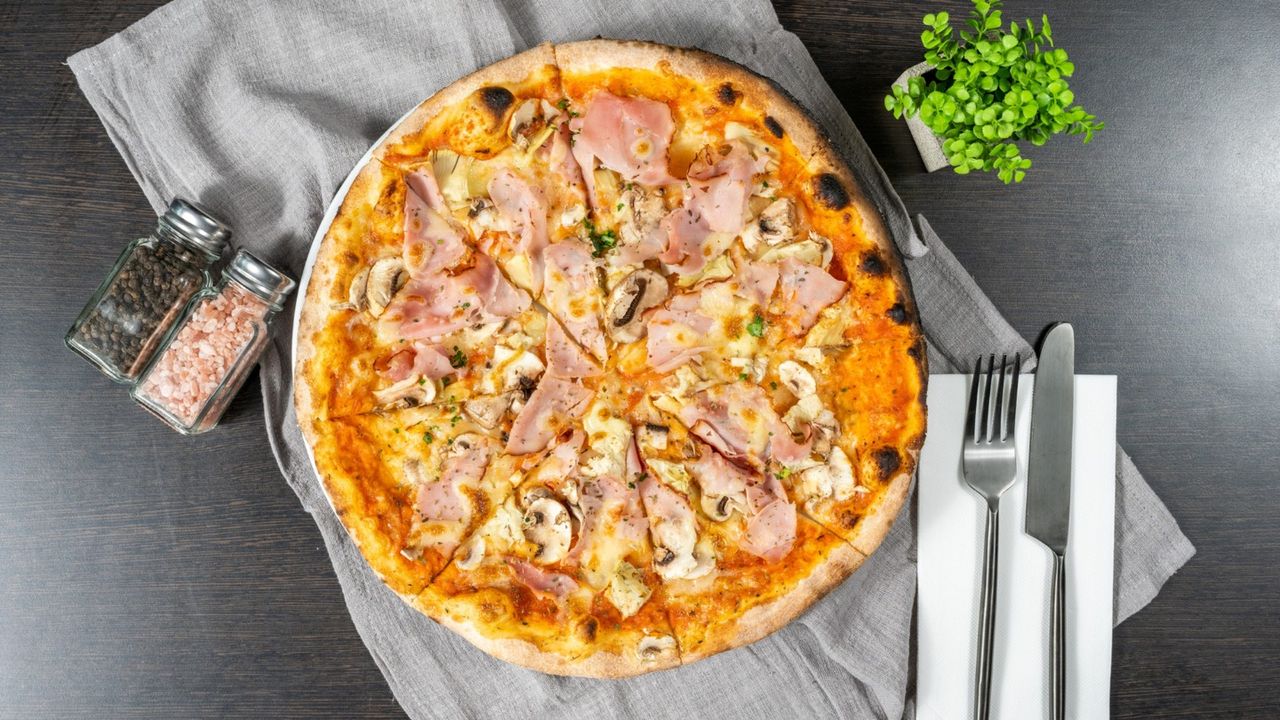 Capricciosa Pizza