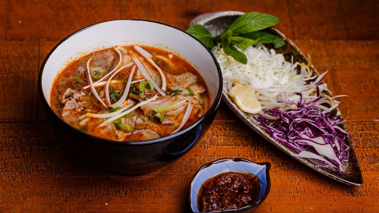 Pork & Beef Rice Vermicelli in Spicy Soup (Bún Bò Huế)