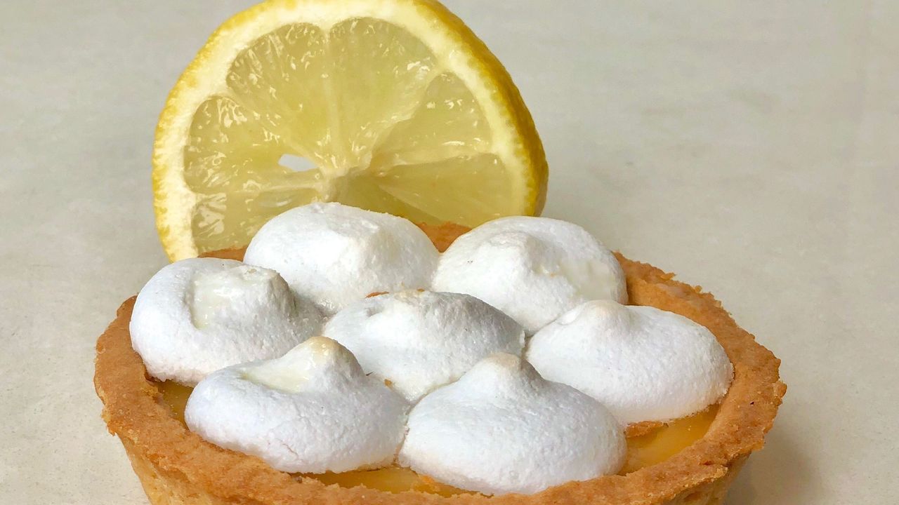 Lemon Meringue Tartlet