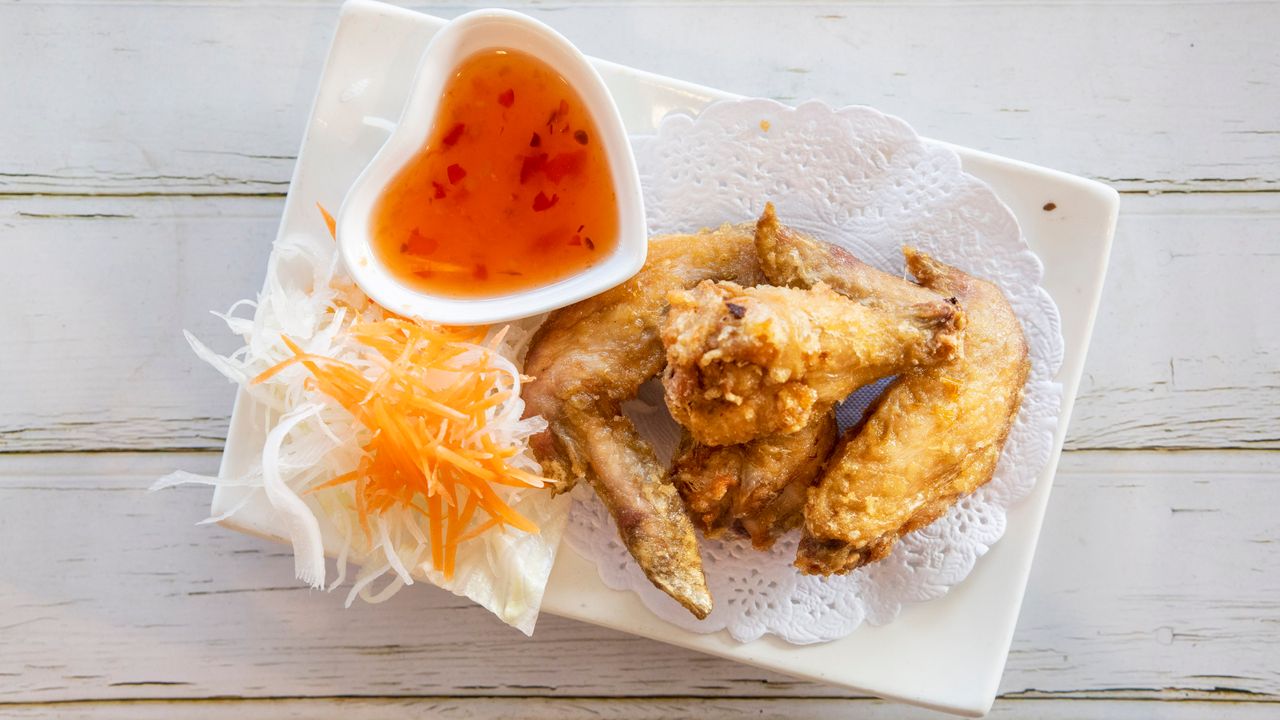 Honey 'n Soy Chicken Wings (4 Pieces)