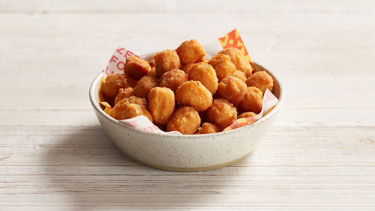 Single Spicy Chicken Bolas