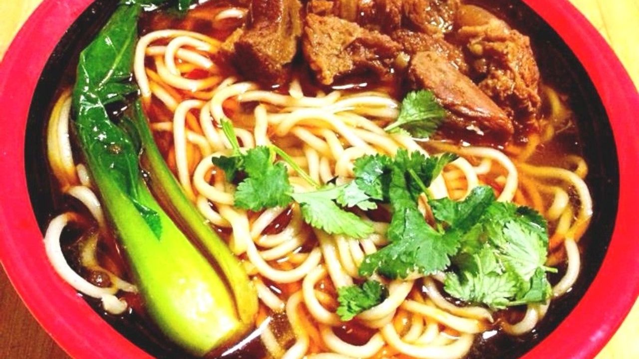 81 Braised Beef Handmade White Noodle Soup