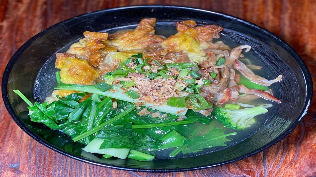 Chicken Wonton Soup entree