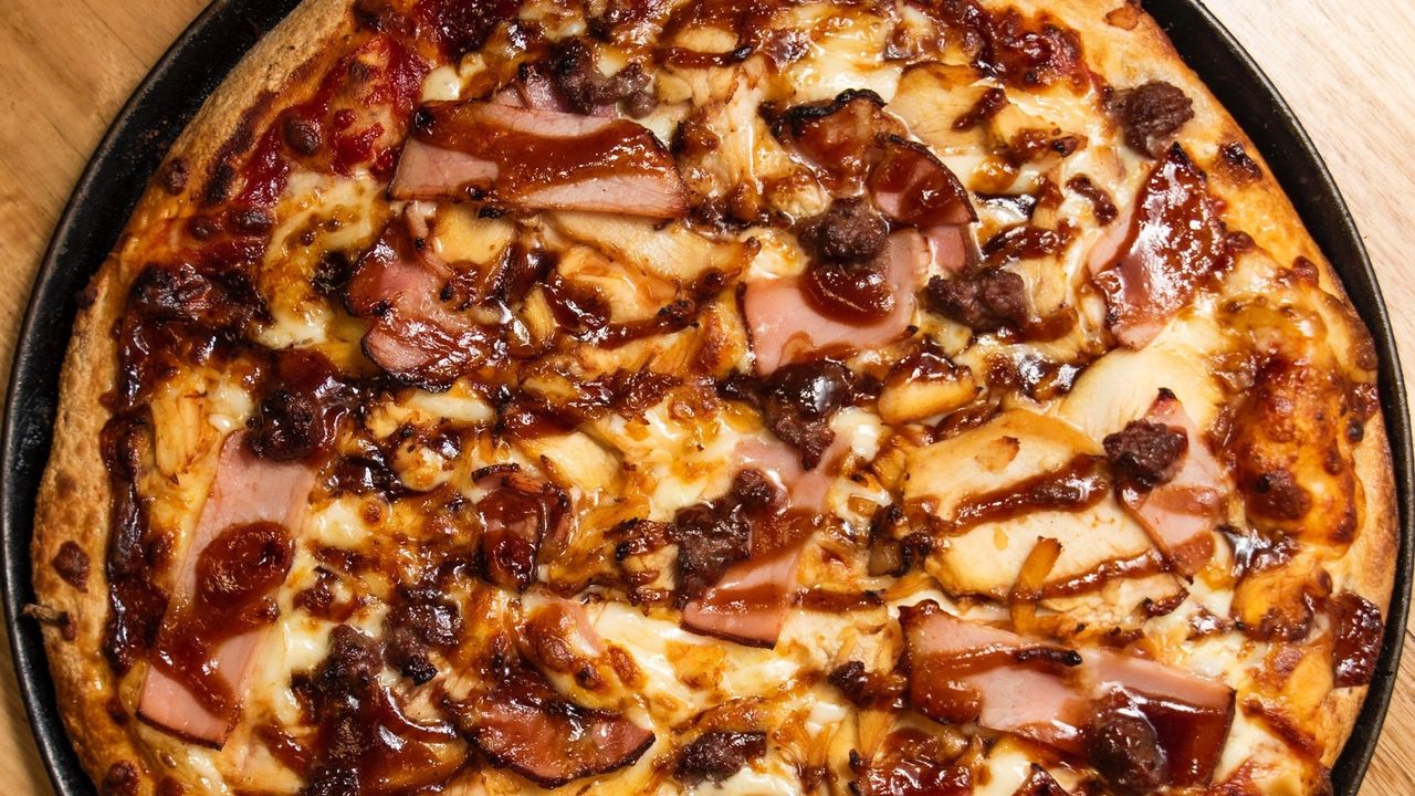 Cheeseburger Pizza