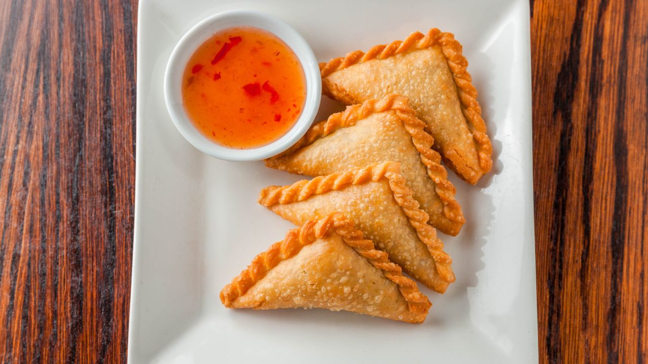 Curry Puffs (4) (Vegetarian)