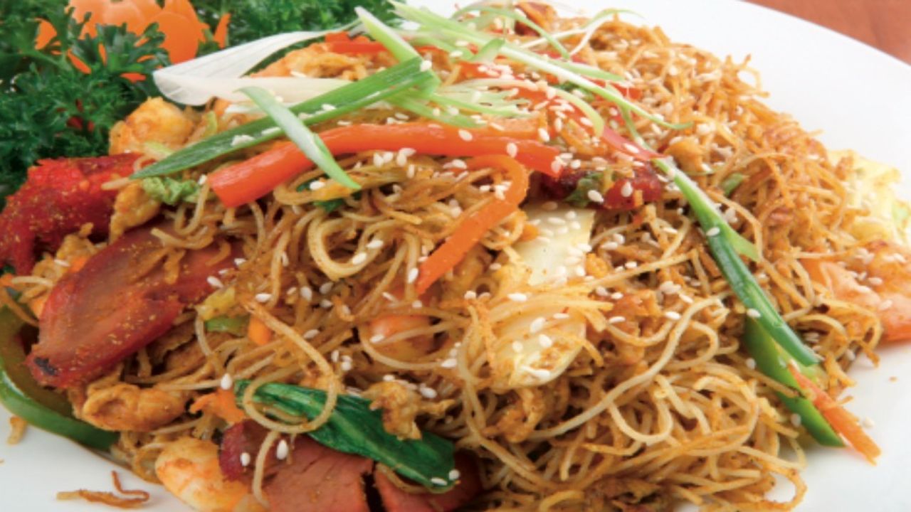 13. Singapore Fried Noodle