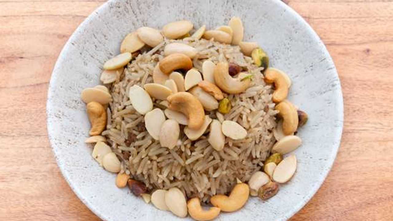Mansaf Rice and Roasted Mixed Nuts