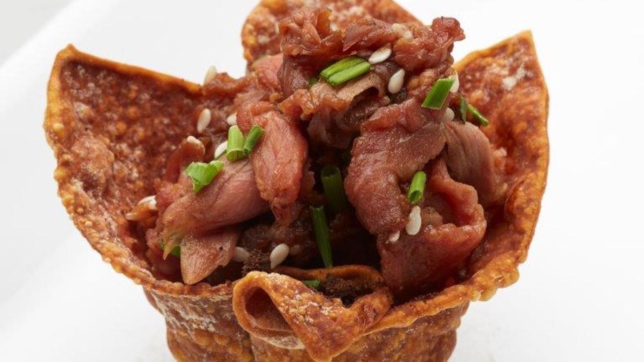 Thai Cured Beef in Crisp Won Ton Basket