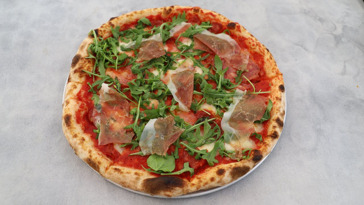 Pizza Tre Colori, Mozzarella Di Bufala, Tomato, Prosciutto, Rocket, Parmigiano
