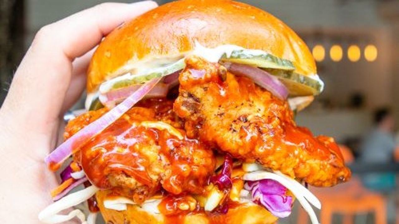 Buffalo Bob burger (Add Softdrink Can)