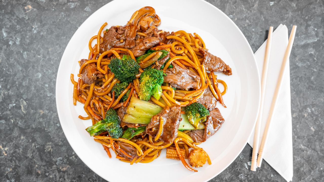 Black Pepper Beef Noodle and a Drink