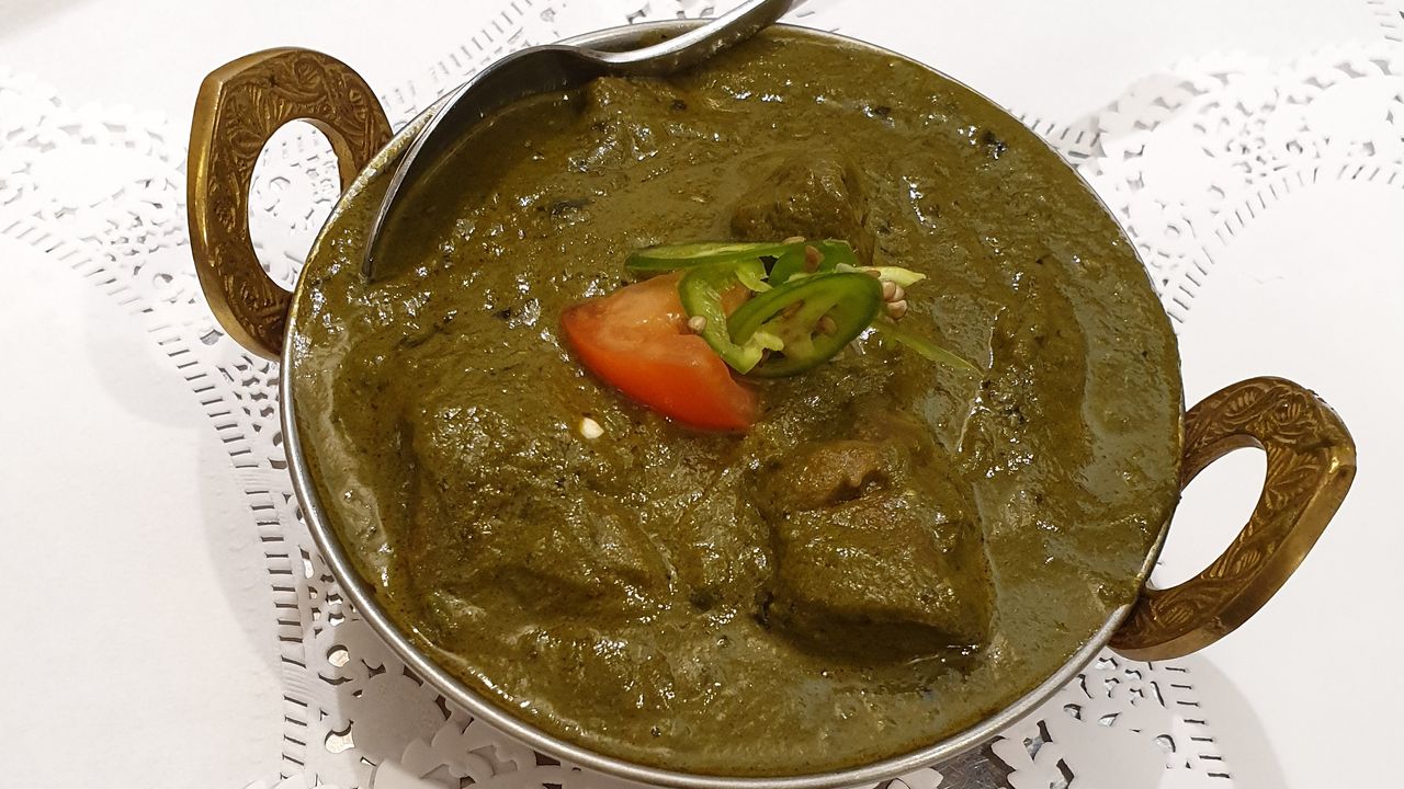 Chicken Saag(medium-mild-hot)